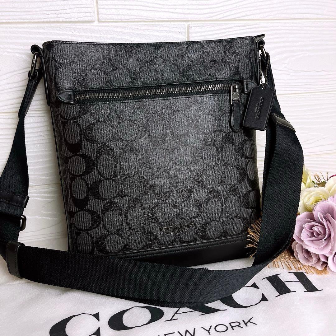 未使用級☆COACHコーチ ショルダーバッグ ブラック レザーメンズ ビジネス