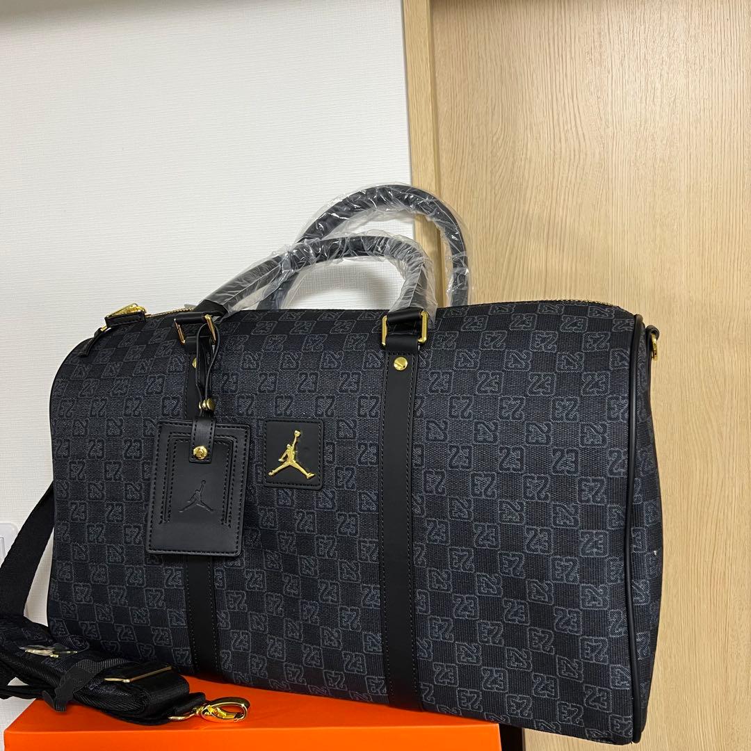 バッグ JORDAN MONOGRAM DUFFLE BAG BLACK