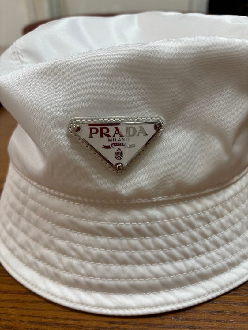 希少！PRADA ホワイト バケットハット　M