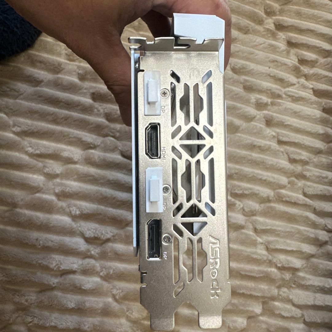 グラフィックボード・グラボ・ビデオカード ASRock RX7600 STEEL LEGEND