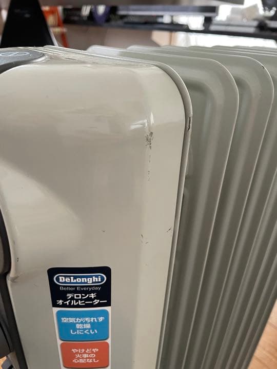 DeLonghi デロンギ オイルヒーター HJ0812
