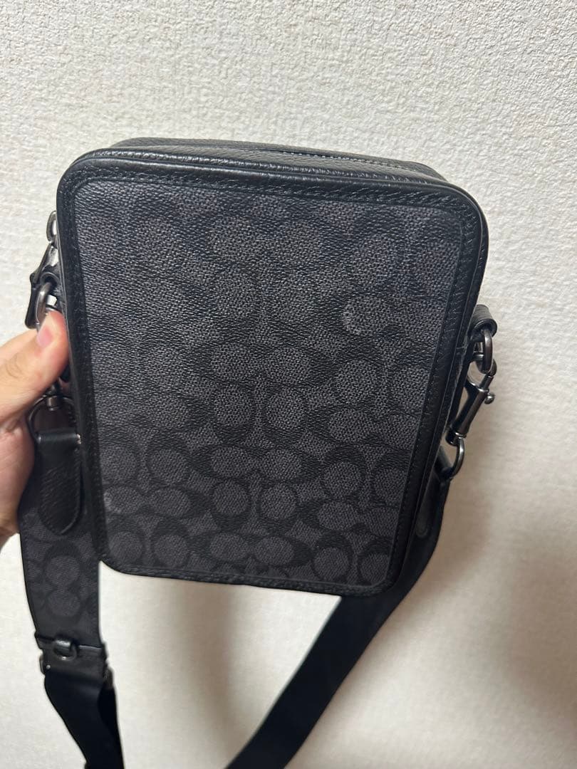 Coach ブラックレザーショルダーバッグ