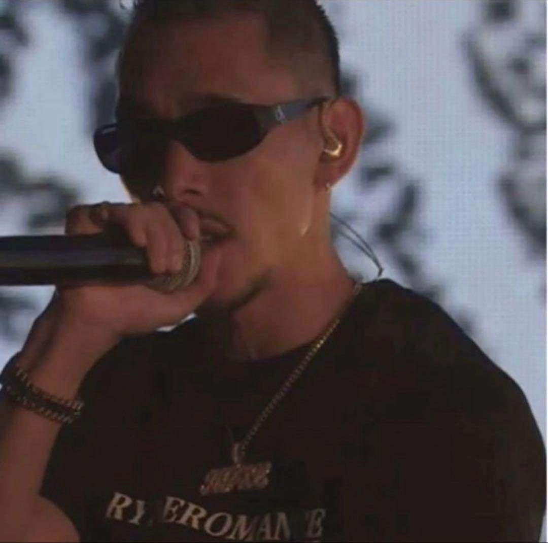 【最安値】　io着用　サングラス　カルバンクライン