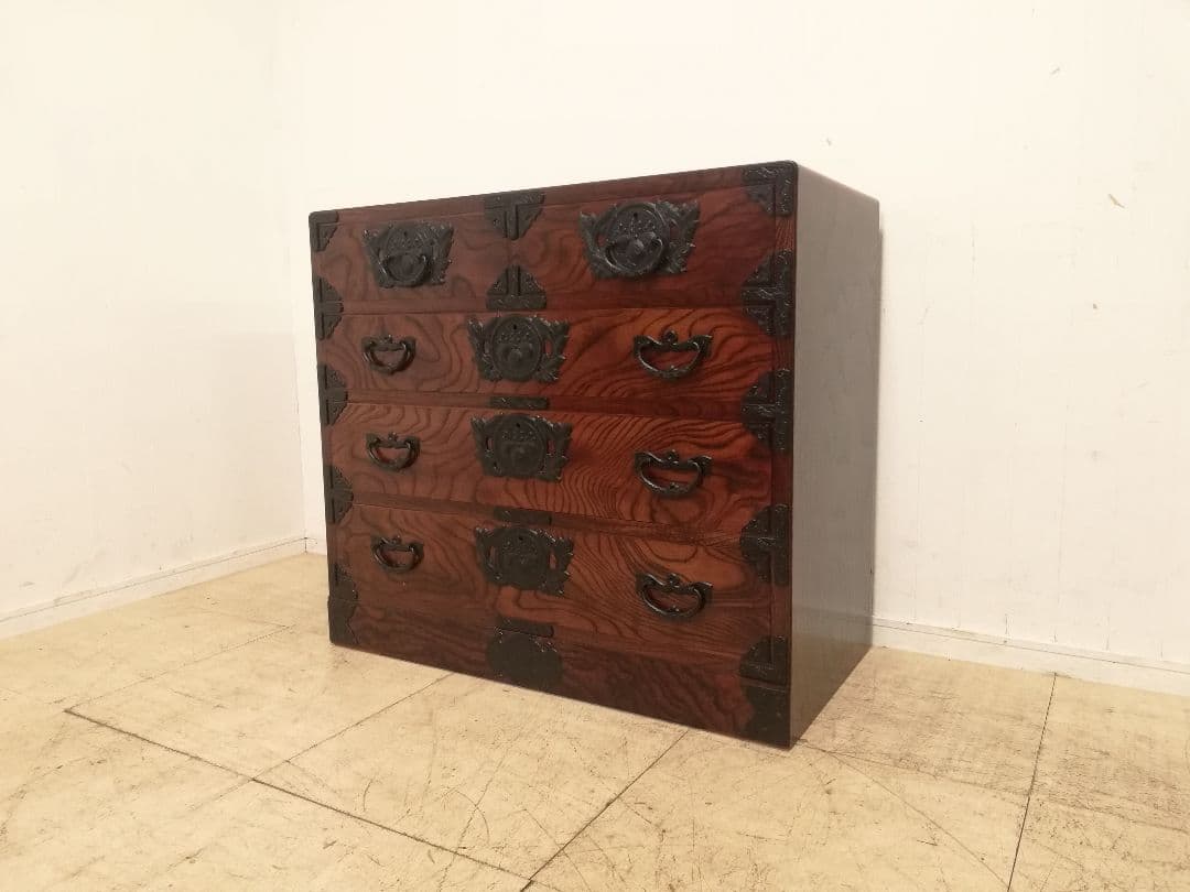 極美品 モデルルーム展示品 岩谷堂箪笥 豪華欅材 鋳鉄金具