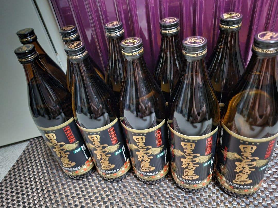 早いもん勝ちです! 新品未開封【本格芋焼酎黒霧島】25度900ml×10本