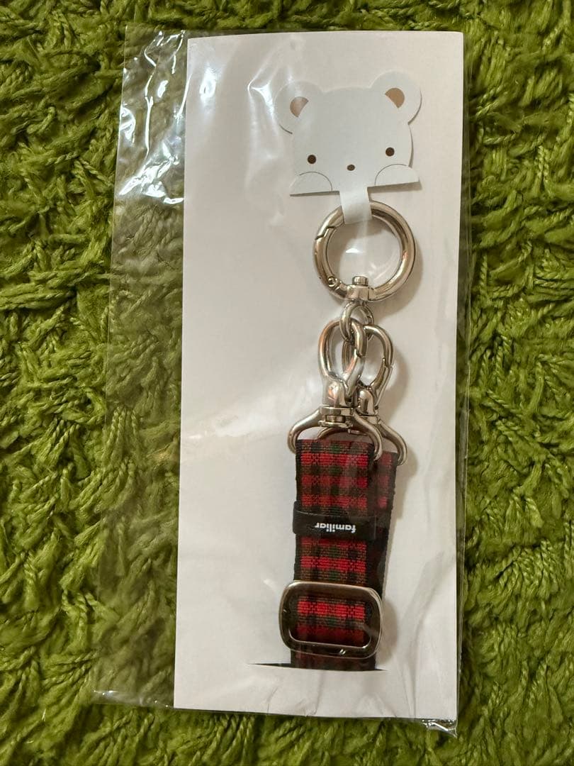 【完売品】☆ファミリア　ショルダー　ストラップ　レッド☆可愛い　スマホ　携帯