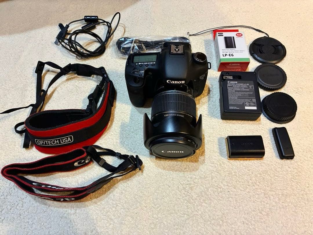 Canon EOS 7D デジタル一眼レフカメラ　シャッター回数4196回