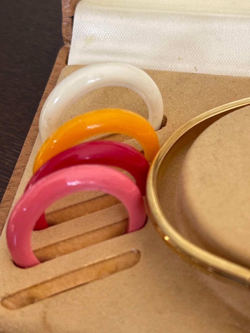 GUCCI バングル時計 替えバンド付き