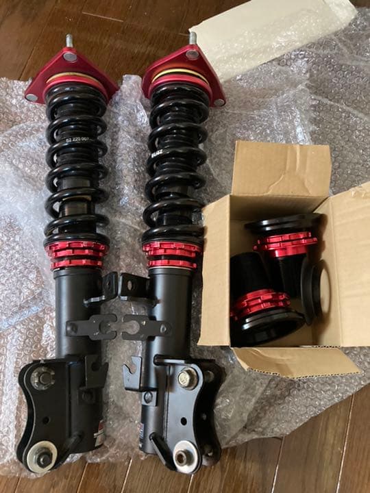 エルグランドE51 BLITZ車高調