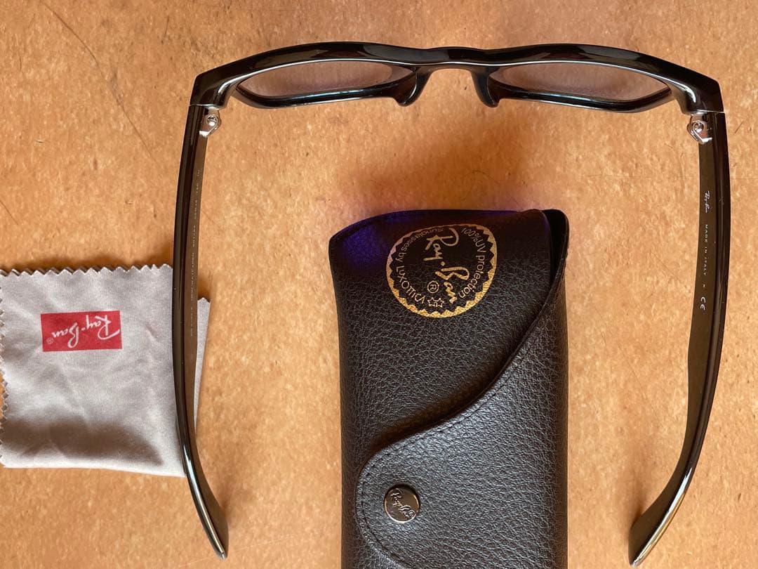 Ray-Ban ニューウェイファーラー サングラス ケース付き