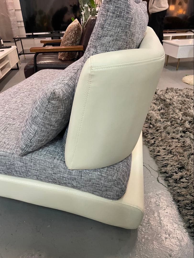 アルモニア　Bella curva カウチタイプ