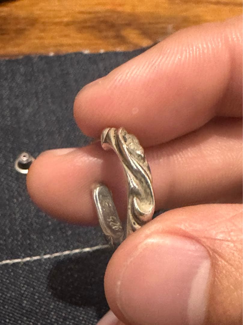 クロムハーツ スクロール フープイヤリング 両耳セット