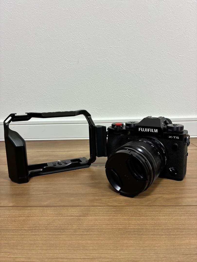 【Tony】FUJIFILM X-T5本体とXF18-55mmレンズセット