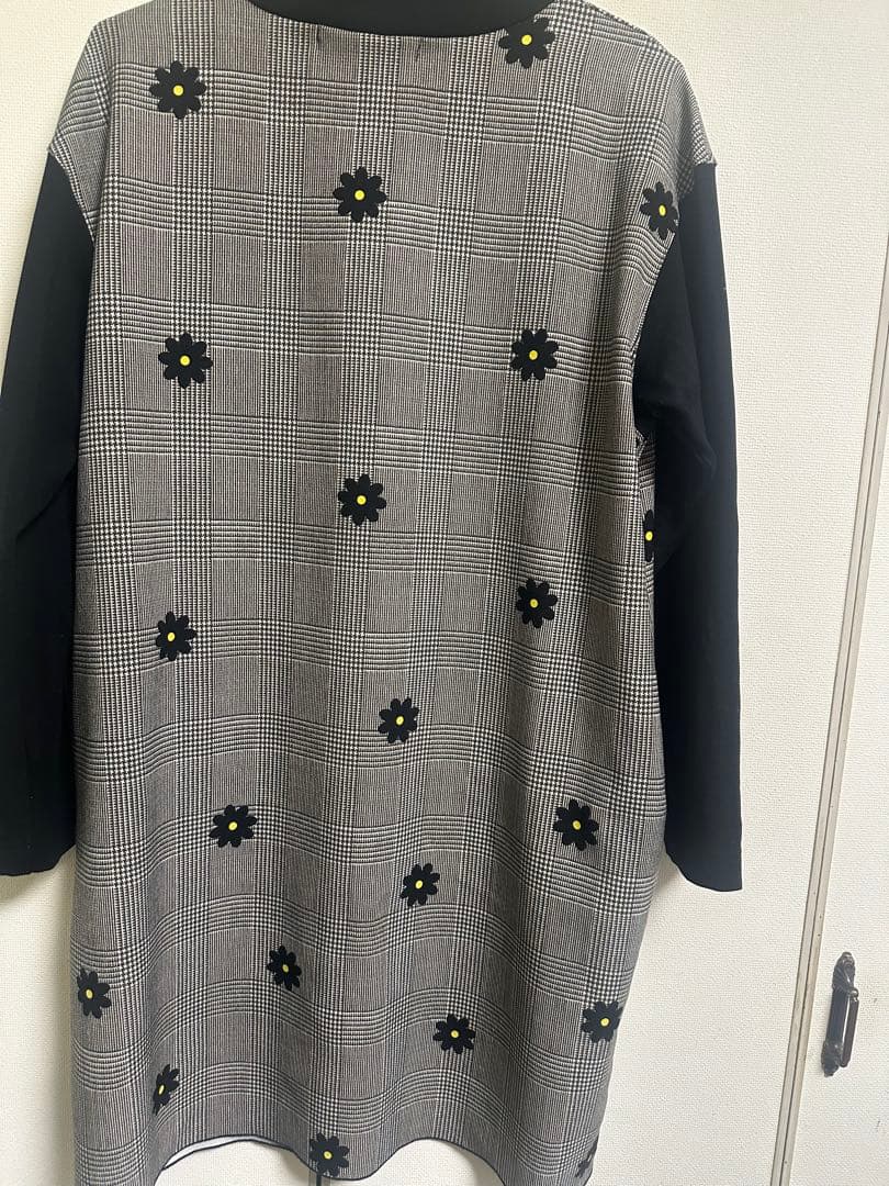 アルペロベロ素敵なワンピース＆☆ウールブレザー☆トップス☆黒パンツ付き