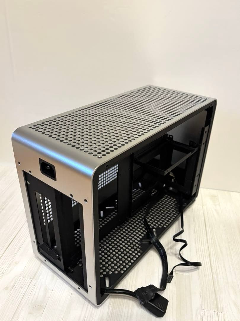 《最終お値下げ！》GEEK G1 pro PCケース ライザーケーブルセット