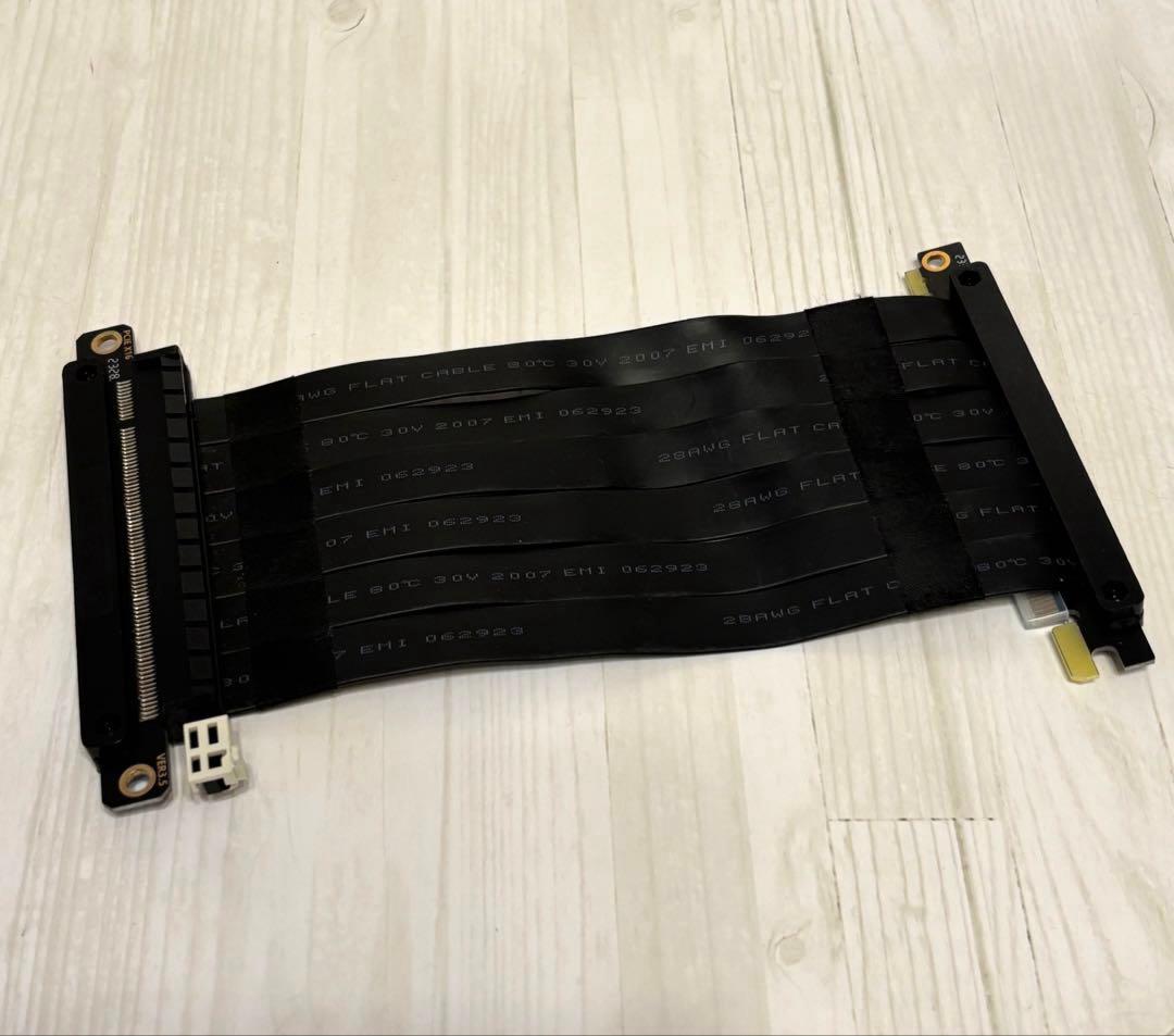 《最終お値下げ！》GEEK G1 pro PCケース ライザーケーブルセット