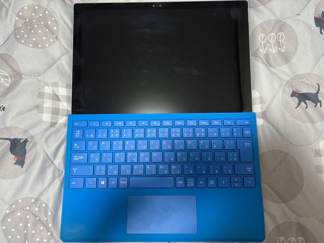Microsoft SurfacePro4　8GB SSD 256GB