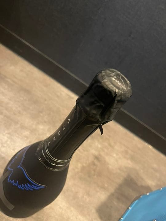 エンジェルヘイローシャンパン箱付き　青