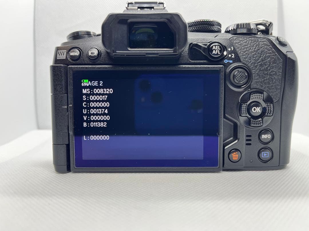 ショット8320回OLYMPUSOM-DE-M1 Mark IIIバッテリー2個