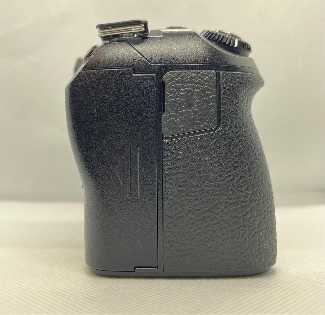 ショット8320回OLYMPUSOM-DE-M1 Mark IIIバッテリー2個