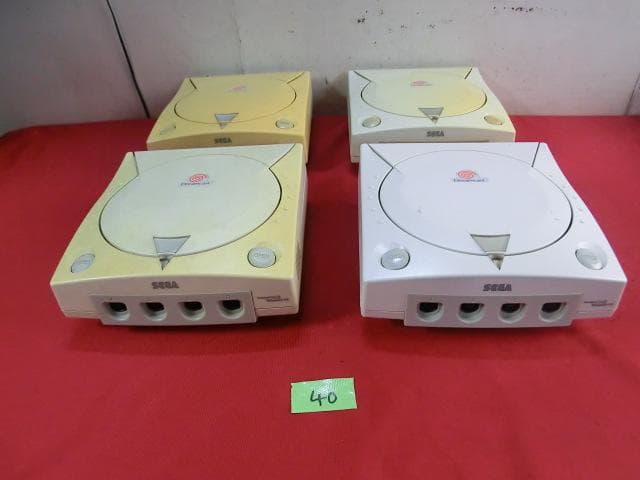 40：SEGA Dreamcast 3000　ゲームソフト　各4点　ジャンク