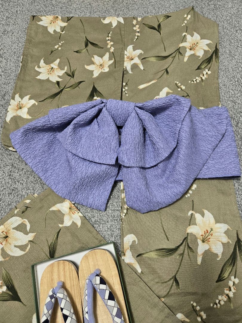 LA BELLE ETUDE 浴衣・帯・下駄セット 百合