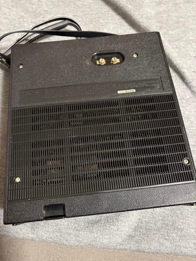SONY ラジオ　ICF-5800 電池　付属品なし　ジャンク品　昭和レトロ