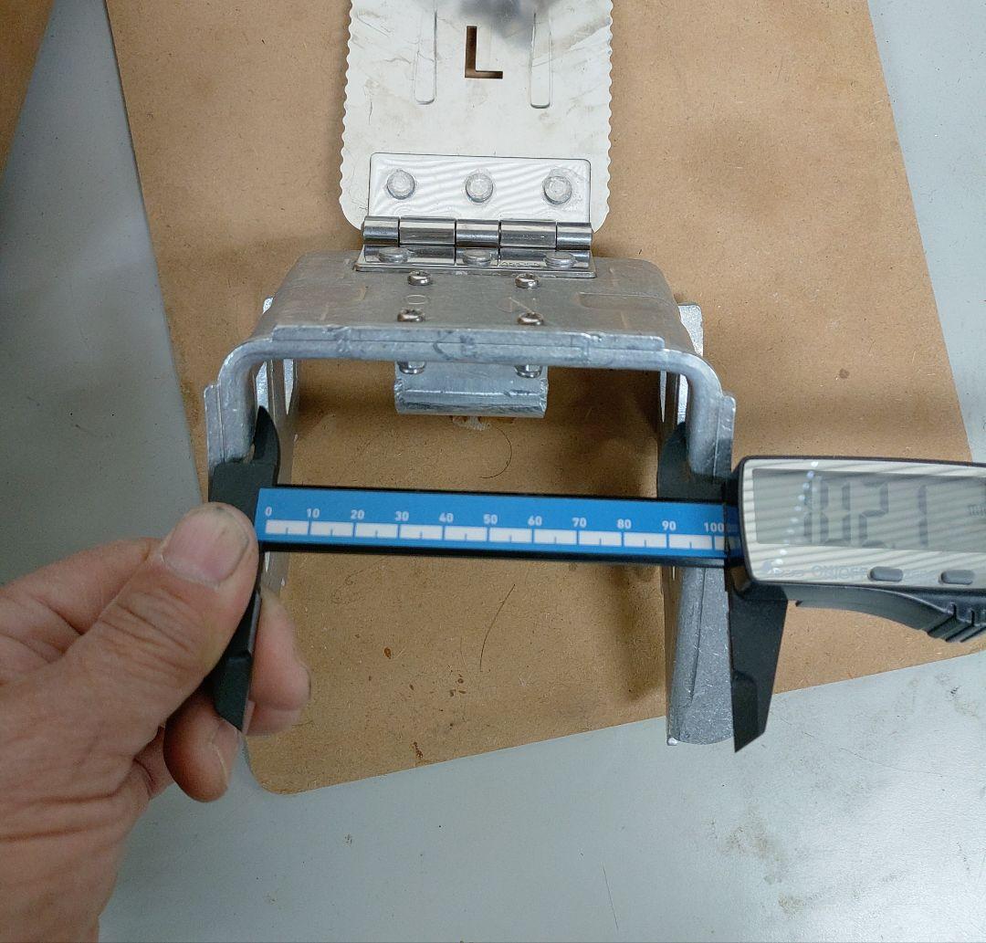 テレマーク専用アイゼン スキークランポンAT-9Nアイゼくん