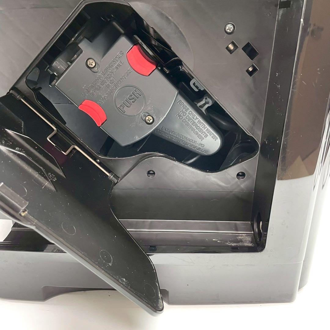 美品　動作保証付　デロンギ　マグニフィカs ECAM22112B 全自動コーヒー