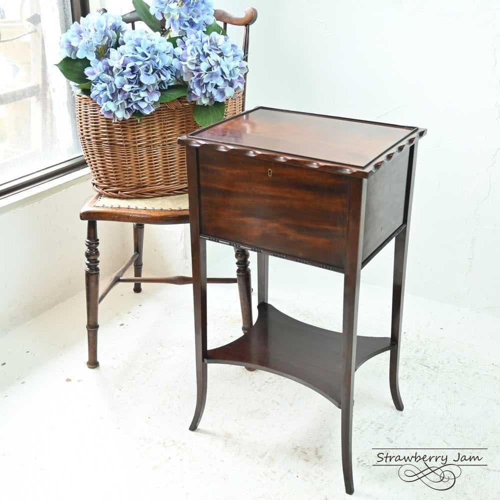 o*i様 L3612-19 英国アンティーク ソーイングボックス サイドキャビネ