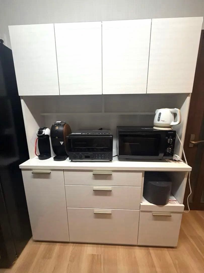 食器棚・キッチンカウンター ELITE MOTORS