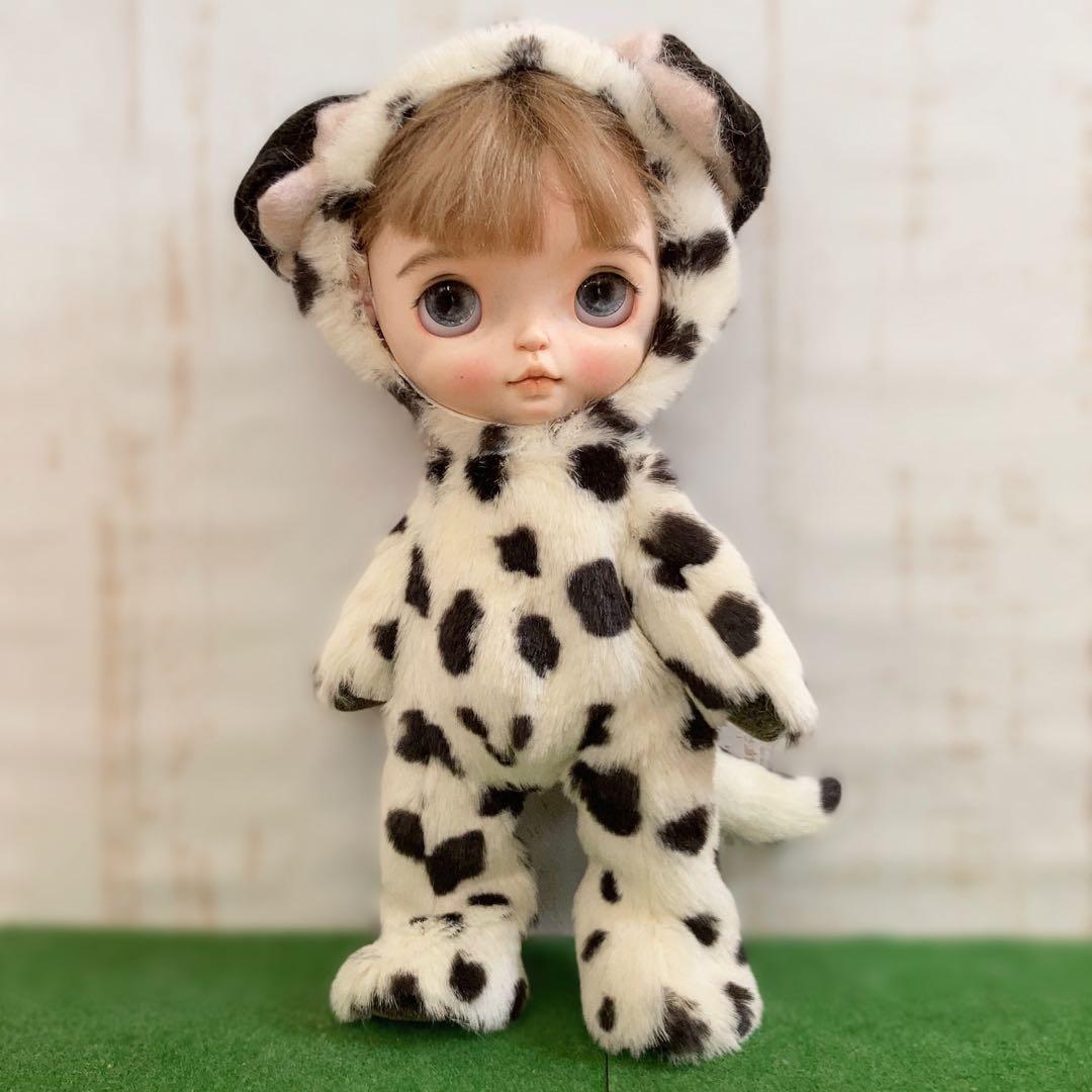 〈うさこ〉ブライスアウトフィット