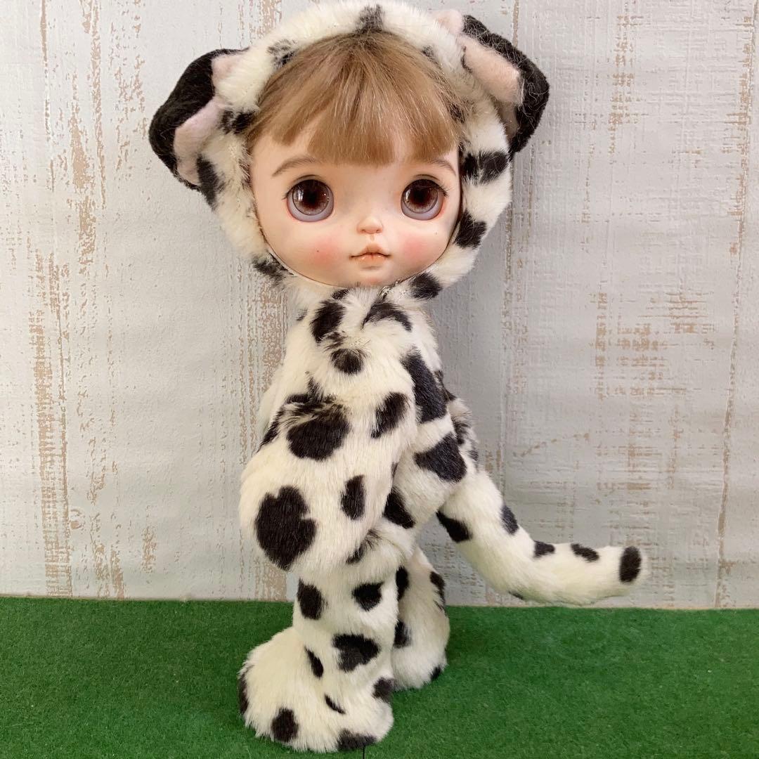 〈うさこ〉ブライスアウトフィット