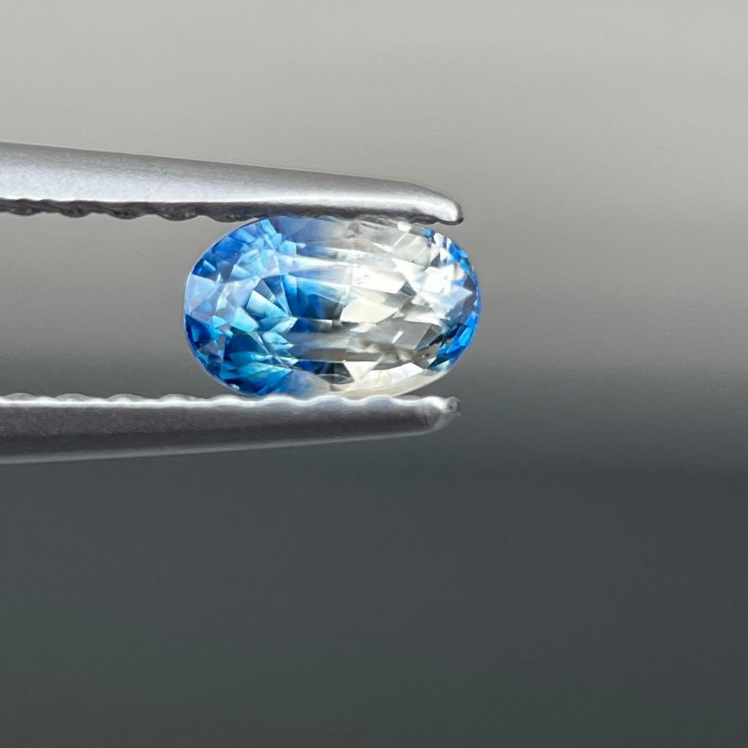 スリランカ産非加熱天然バイカラーサファイア