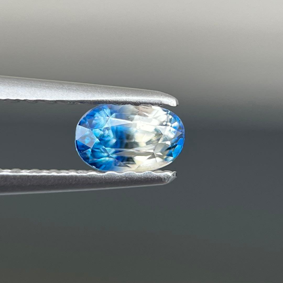 スリランカ産非加熱天然バイカラーサファイア