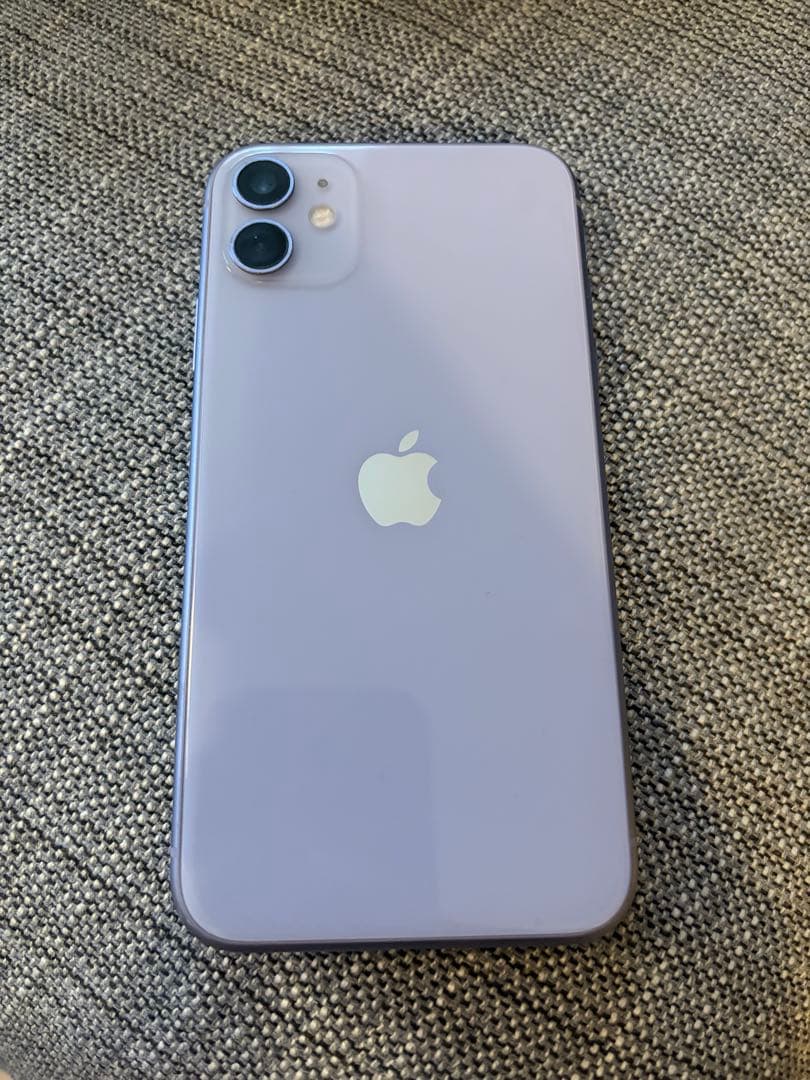 Apple iPhone 11 パープル　本体 箱・充電器（ケーブルなし）付き