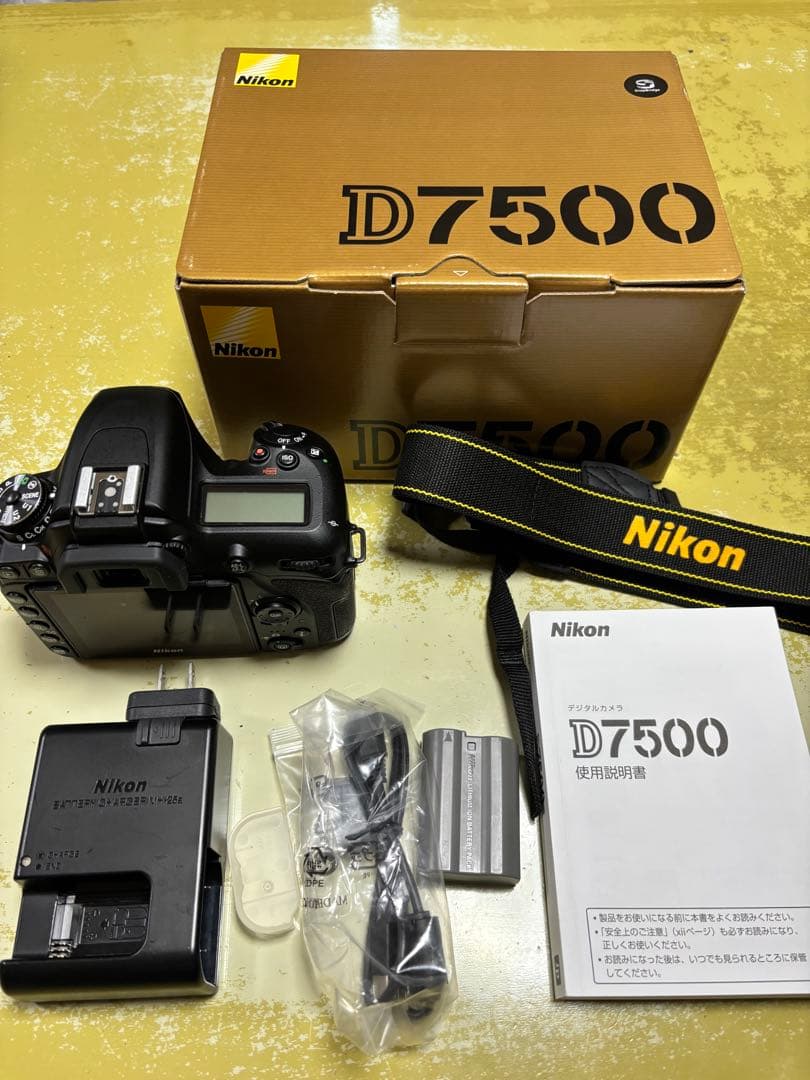 Nikon D7500 デジタル一眼レフカメラ 本体　過度な値下げ不可