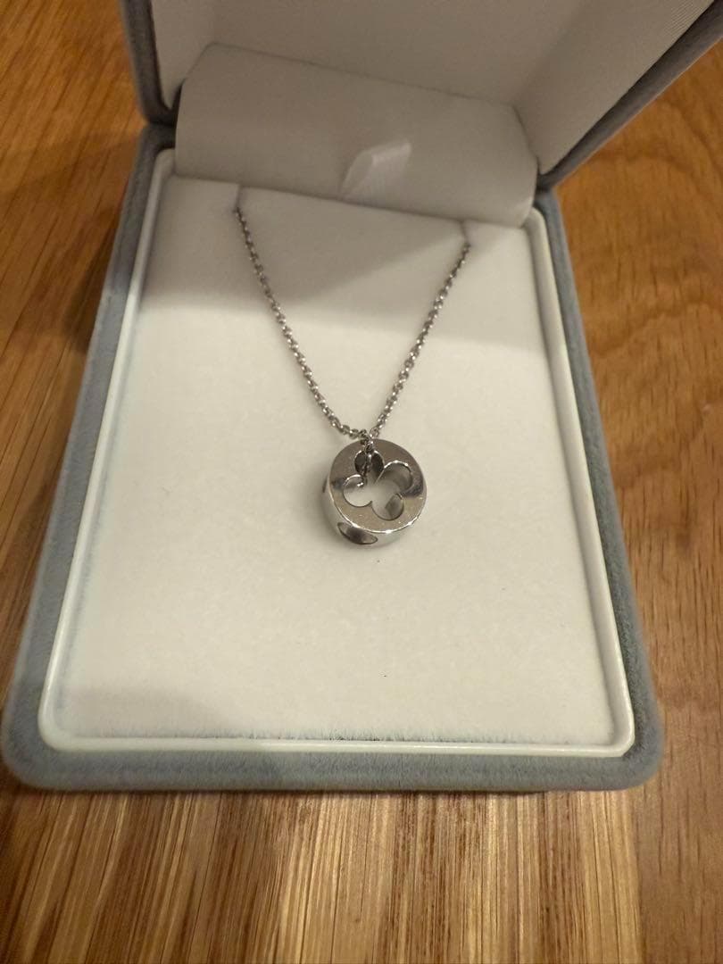 Louis Vitton パンダンティフ アンプラント K18WG