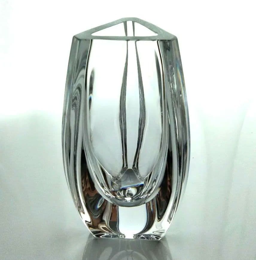 【新品】バカラ　ブートンドール　M サイズ　フラワーベース 　花瓶