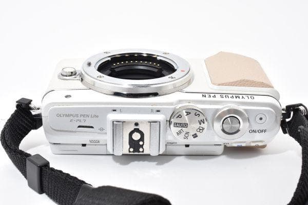 オリンパス OLYMPUS PEN Lite E-PL7 ダブルズームキット