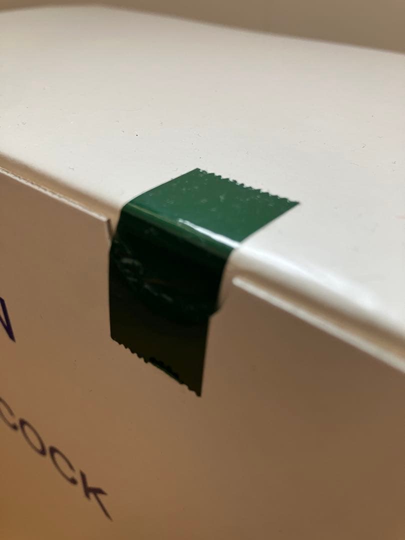 【新品・未開封】ヨネックス シャトルAEROSENSA 700 4番 1箱