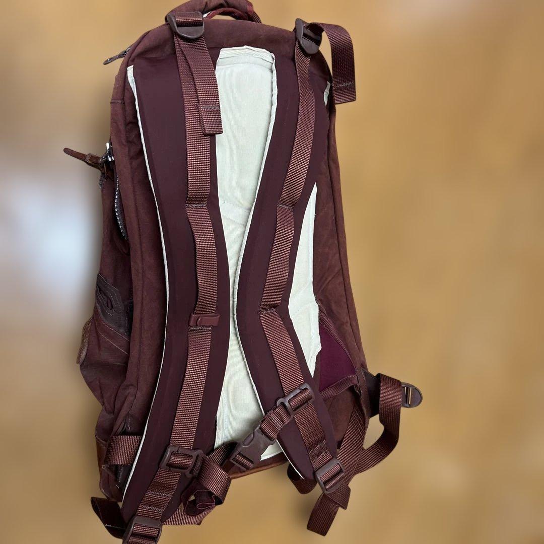 け*ん様 visvim CUBISM バーガンディ リュック