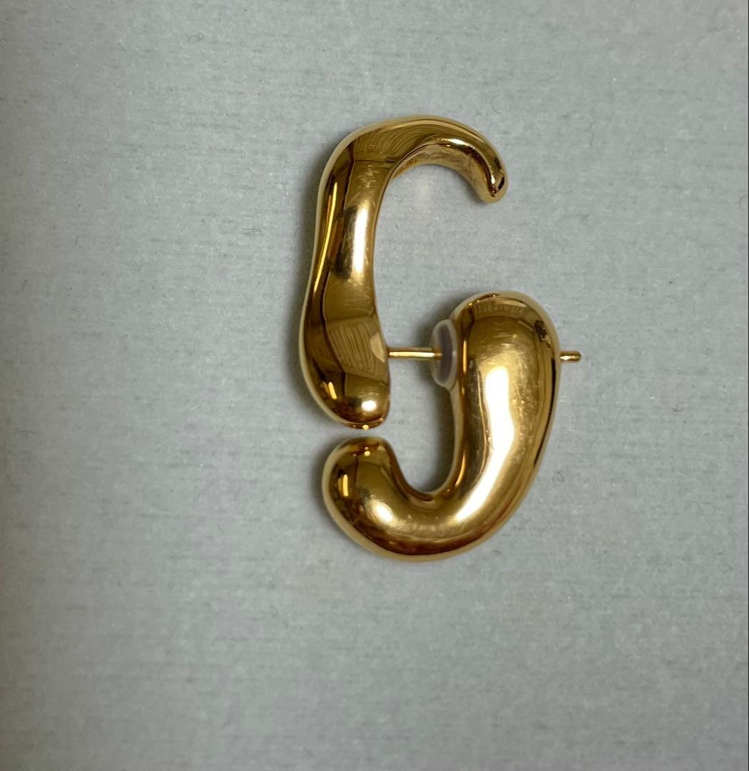 美品　ete ウェーブ　フローピアス