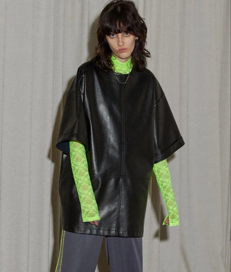 完売品　メゾンスペシャル　フェイクレザー　オーバーチュニック　tシャツ　ワンピ