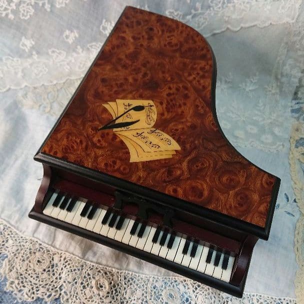 スイス✨リュ－ジュ✨オルゴール