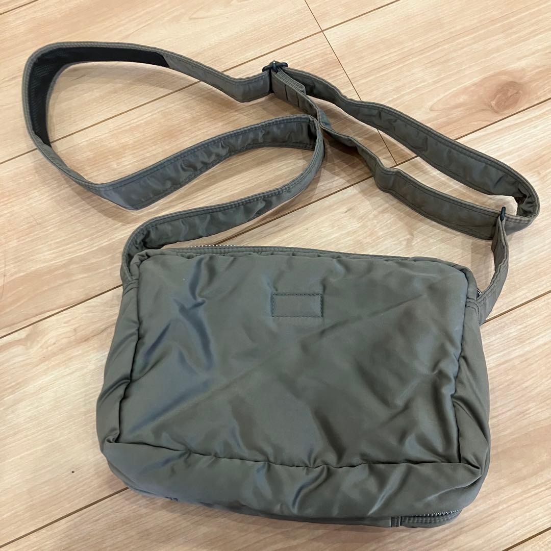 PORTER カーキ ショルダーバッグ