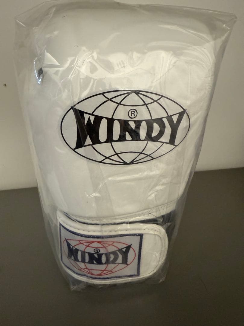 WINDY ボクシンググローブ ホワイト8oz 新品(袋入)