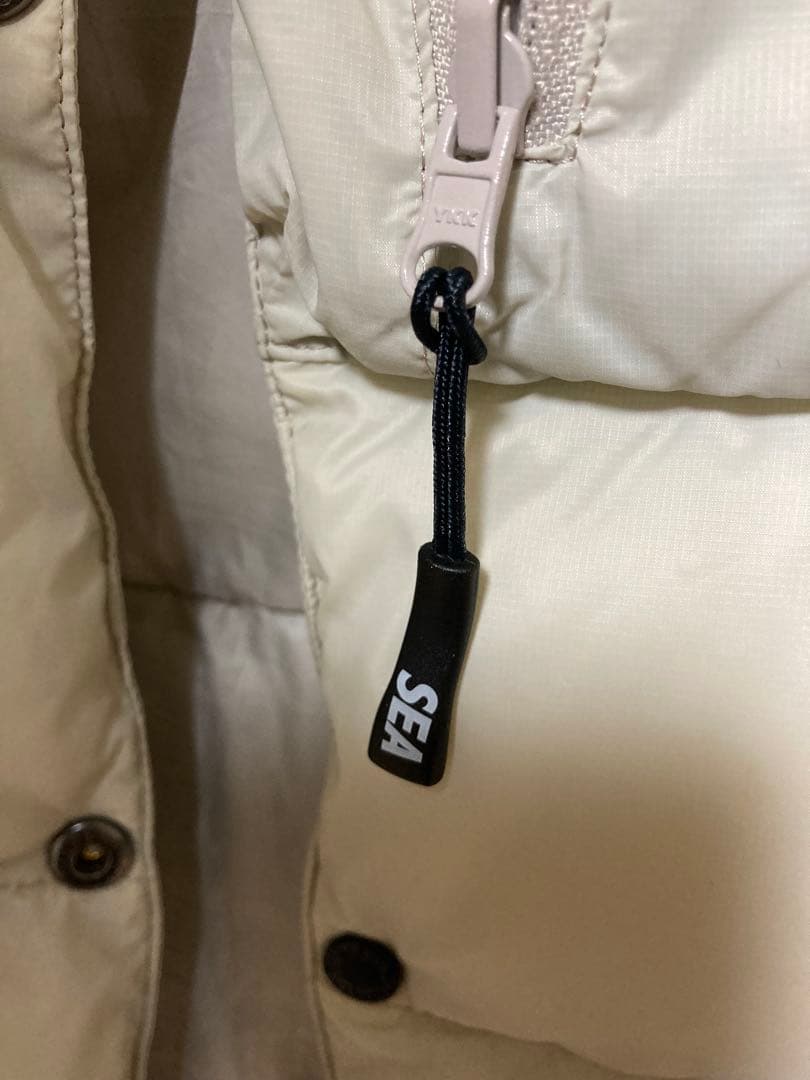 美品　WIND AND SEA × TAIONダウンベストXL