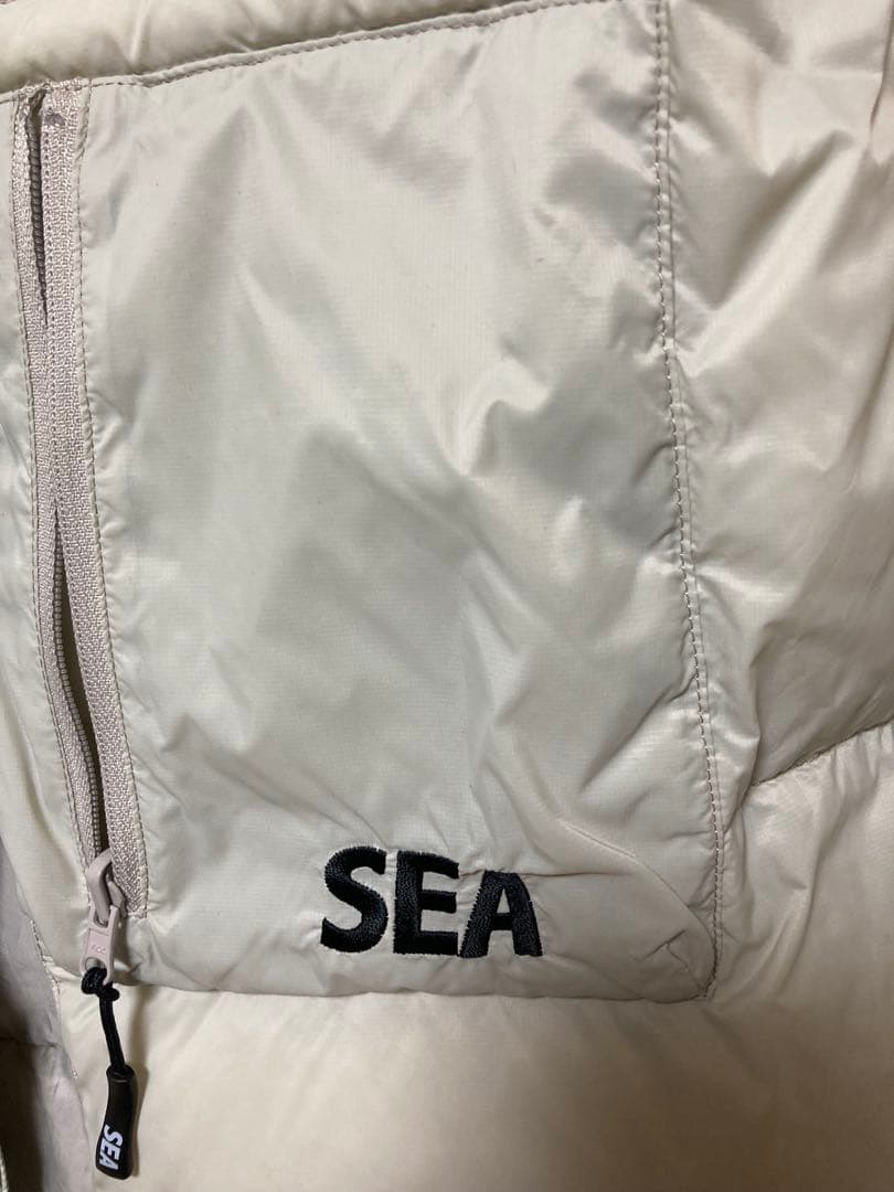 美品　WIND AND SEA × TAIONダウンベストXL
