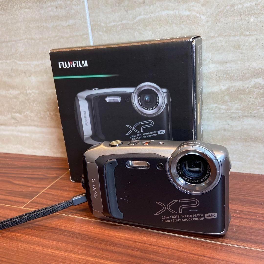 FUJI FILM FinePix XP140 デジカメ ほぼ新品 3363